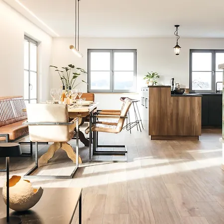 Heimatel - Hochberg Apartment *